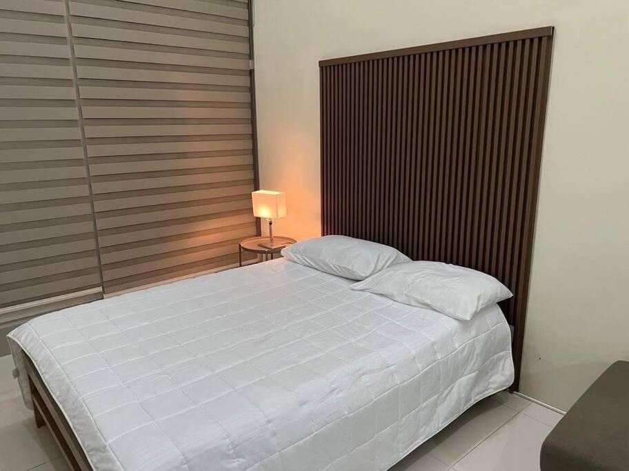 Cozy High Ceiling Studio @ Ortigas Near Podium, Megamall Apartment Manila Exterior photo